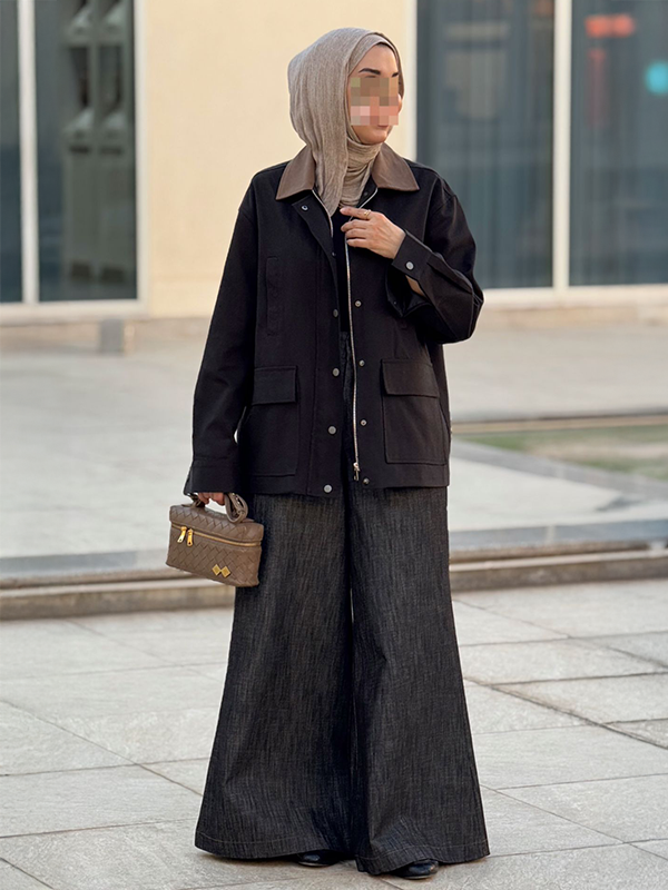 جاكيت مايفير نسائي أسود من Bogative – تصميم أمامي أنيق